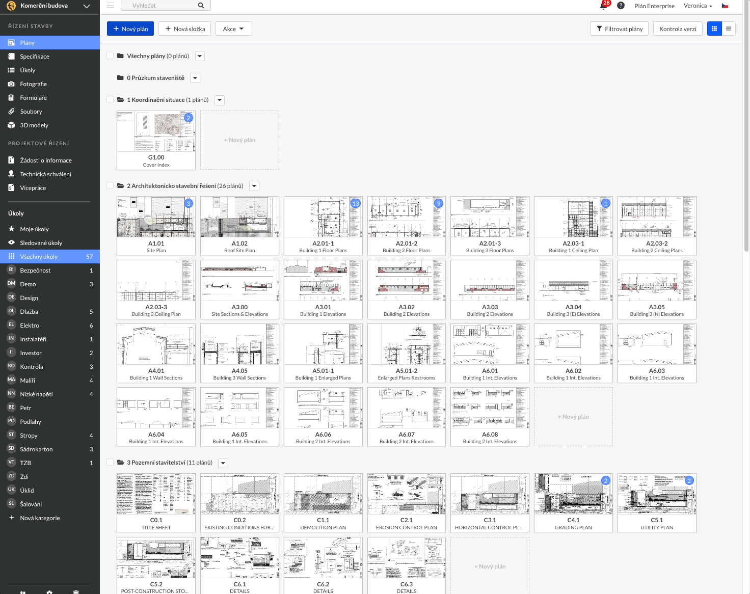 CzechPhotosFiles.gif
